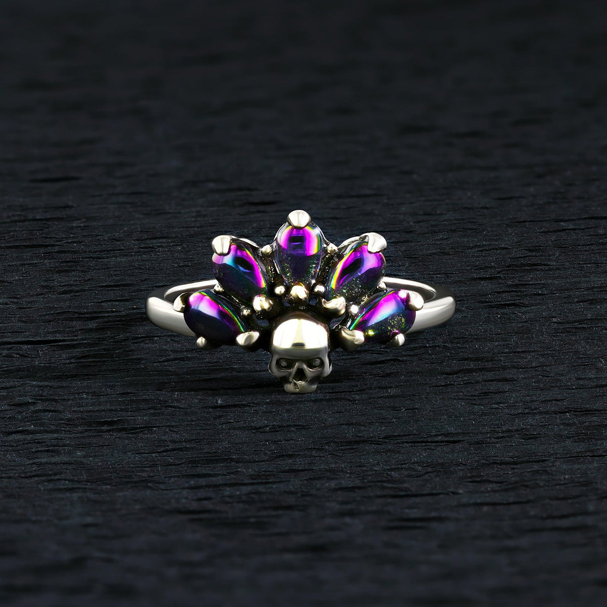 Macabre Skull - Jewel Candle Ceramic
