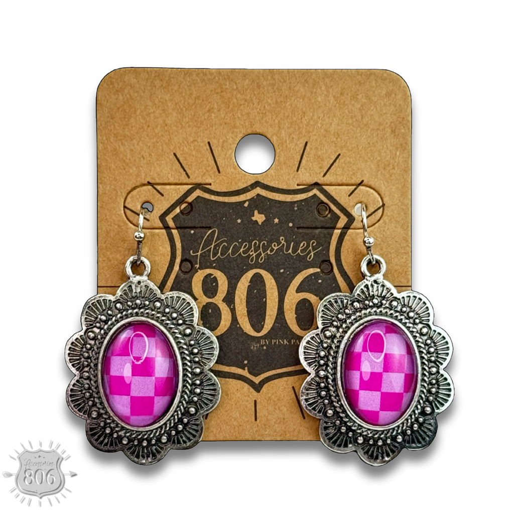 Oval checkerboard scallop shape earring