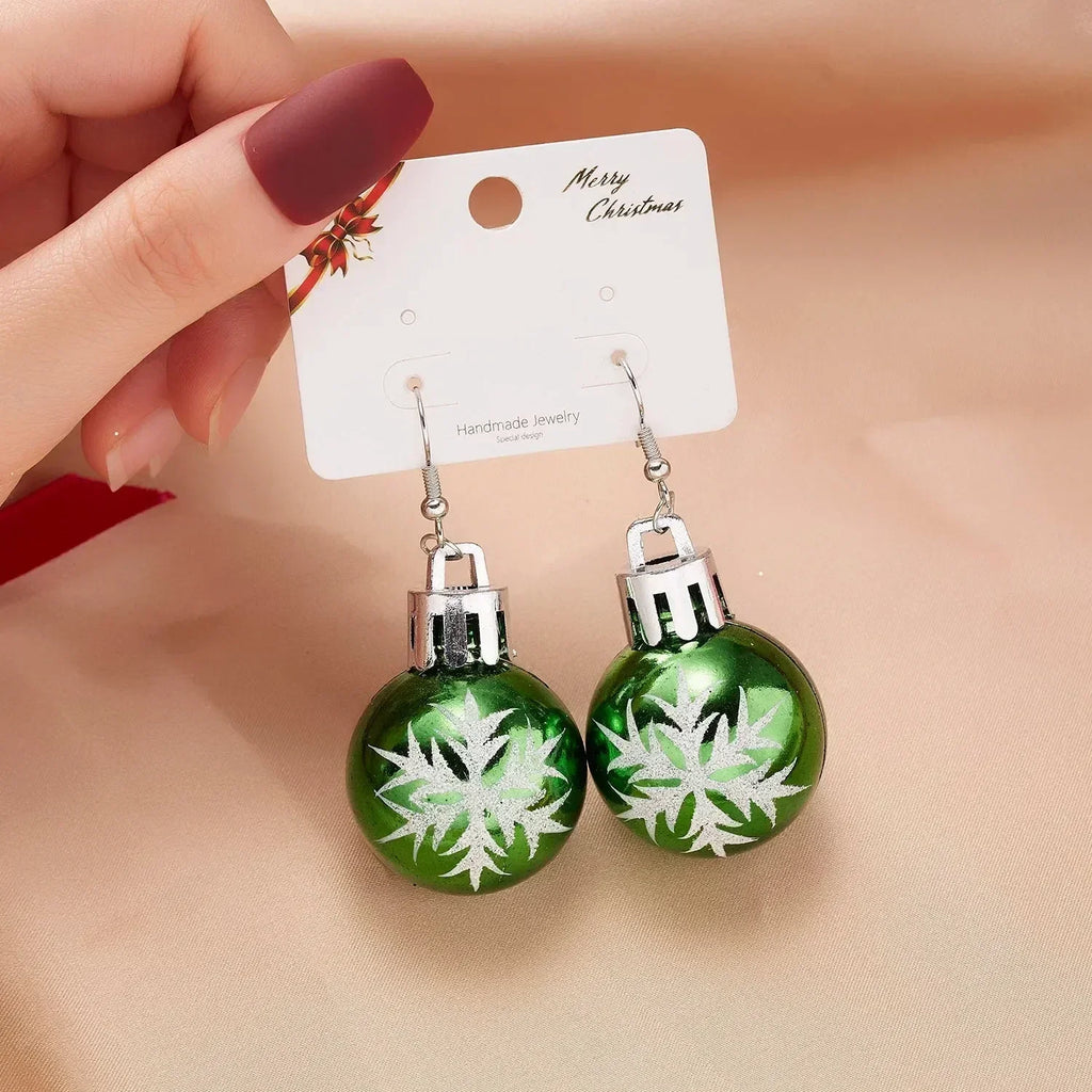 Rinhoo Christmas Circle Round Heart Deer Elk Pendant Earrings Piercing Ear Hook Earring Jewelry for Women
