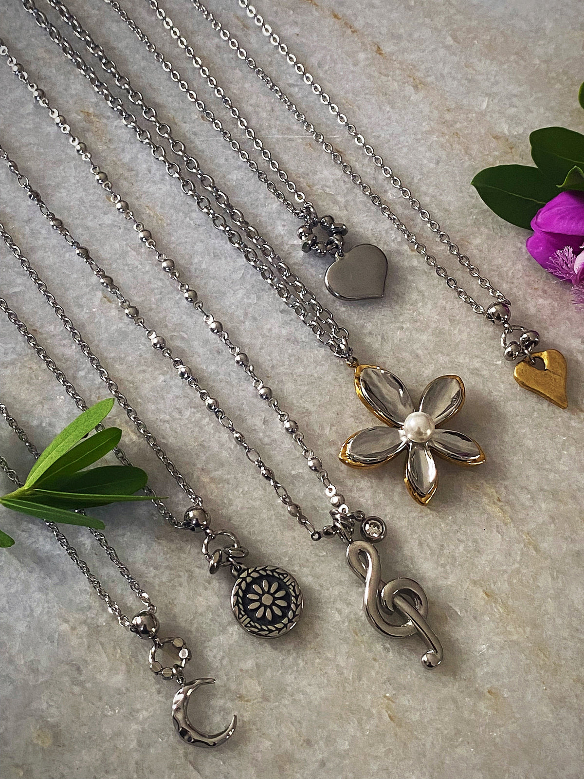 TINY MOON NECKLACE