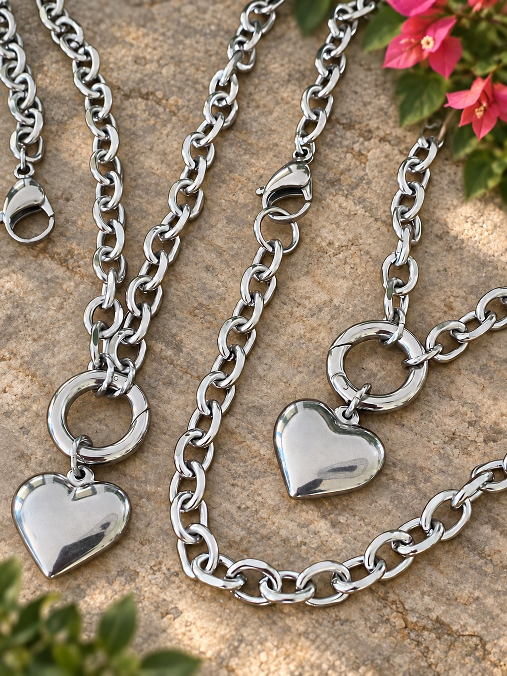 SOFIA HEART NECKLACE
