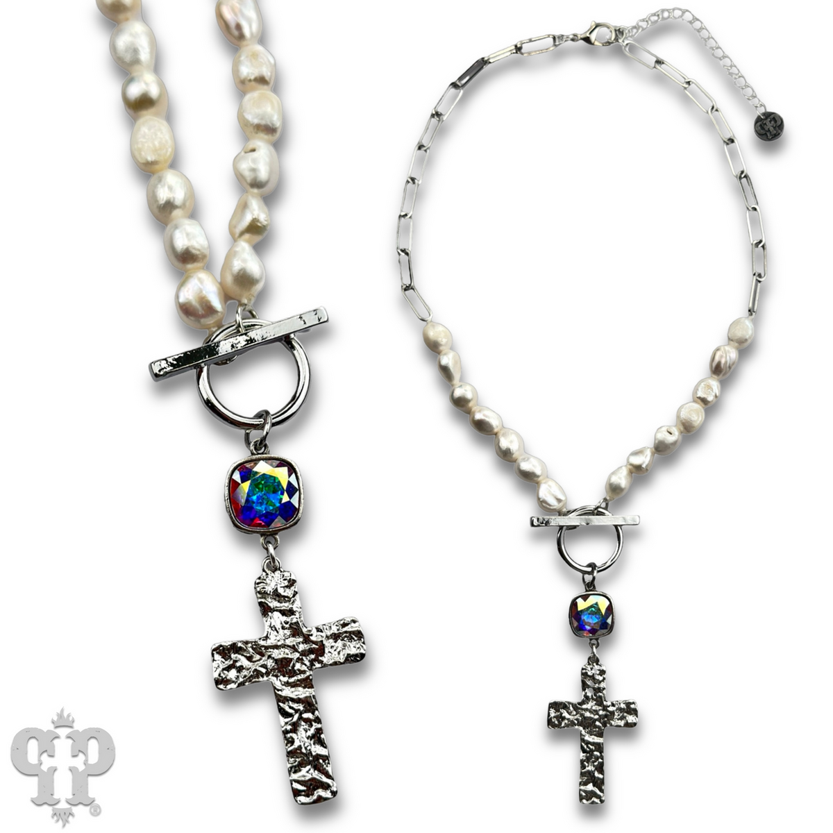 Freshwater pearl and cross neckace with crystals from Swarovski®