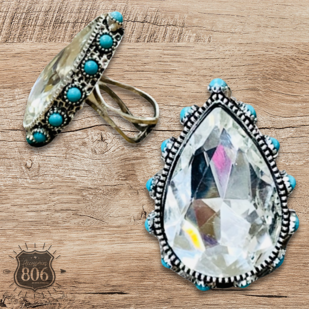 Tourquoise Rhinestone Teardrop Ring